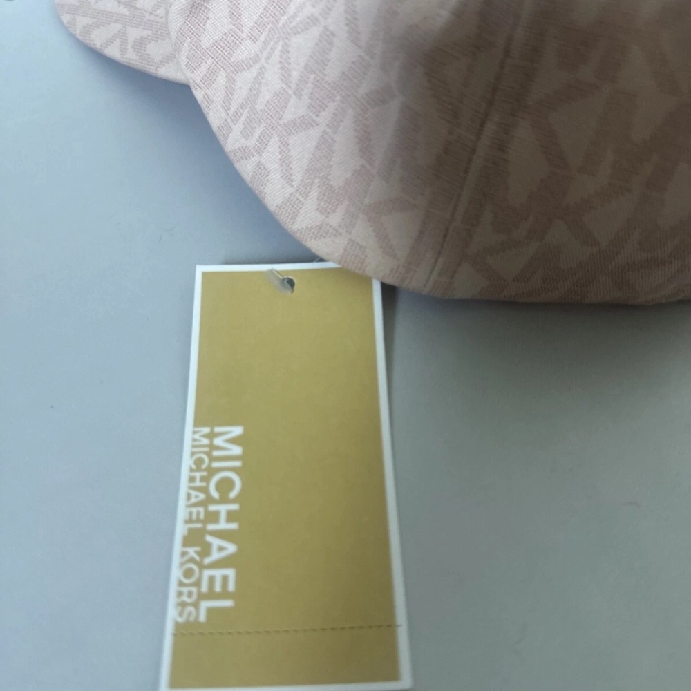 Michael Kors white/Grey Monogram Baseball Cap NWT one size - Picture 4 of 10
